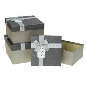 PUDEŁKO PREZENTOWE PUG-22146-KW 3SZT ROZETTE